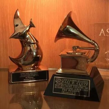 awardssqr-380x380